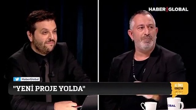 Cem Yılmaz duyurdu: Erşan Kuneri dizisi geliyor