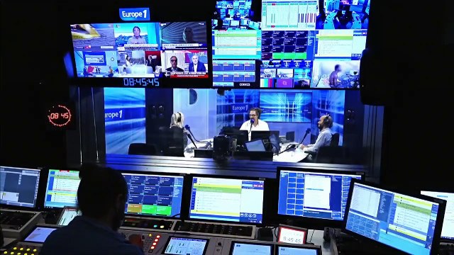 Bernard Laporte : Je n'aimerais pas avoir des mêlées avec la justice ! (Canteloup)