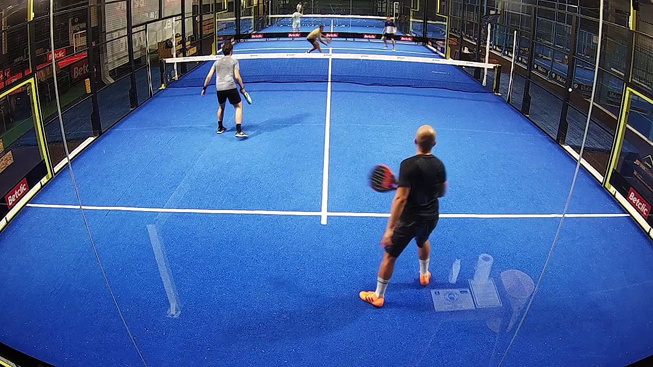 Puntaco #11 du Match du 21/09 à 10:11 - Court Betclic (4PADEL Bordeaux)