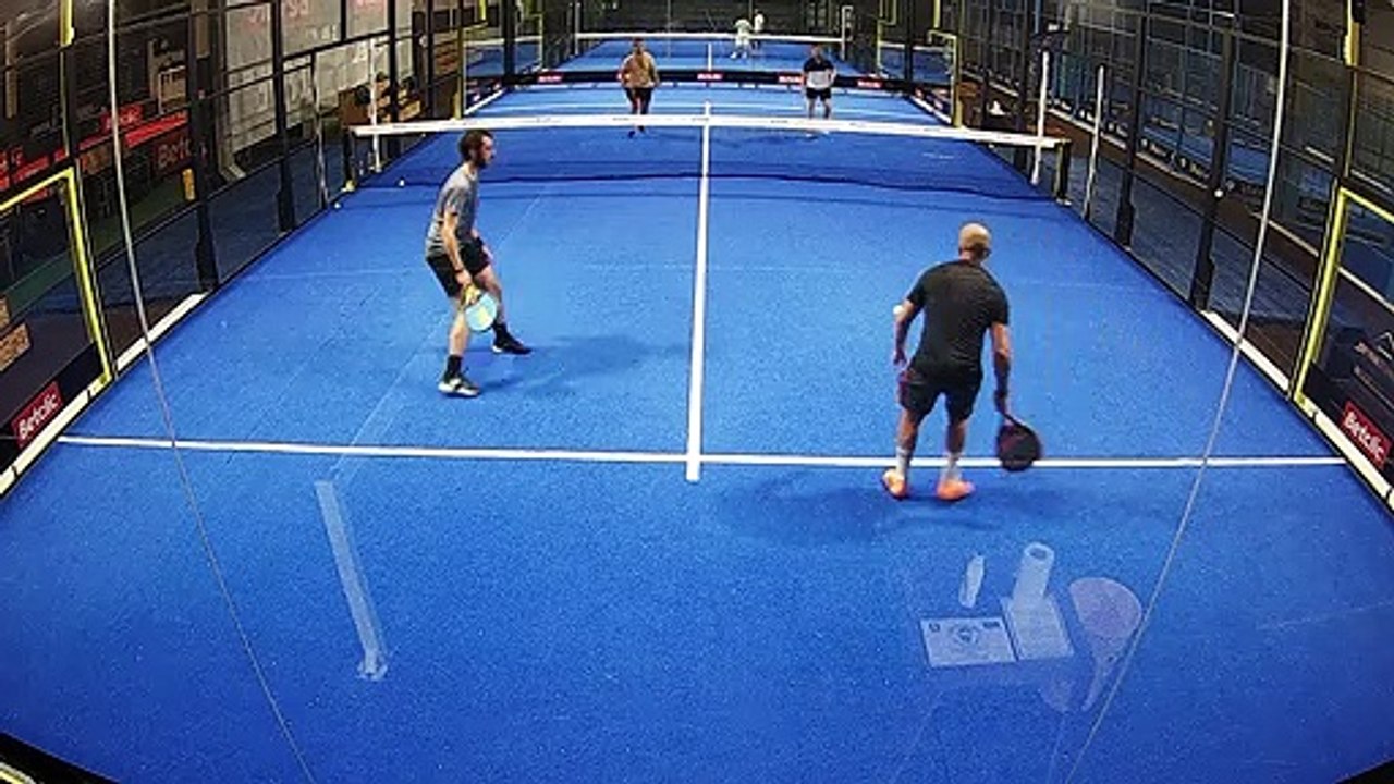Puntaco #13 du Match du 21/09 à 10:11 - Court Betclic (4PADEL Bordeaux)