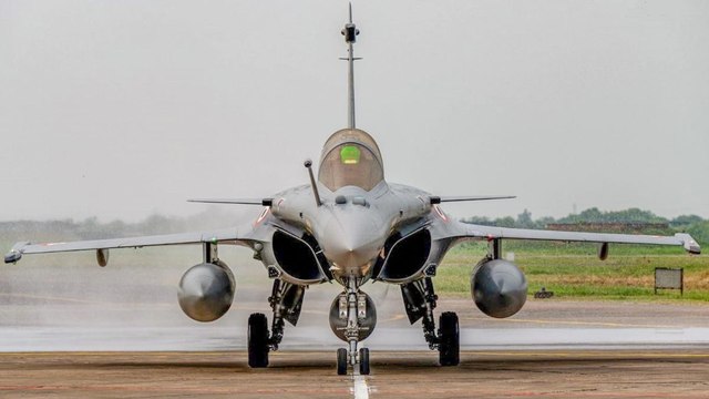 Rafale fighter jets fly over Ladakh region