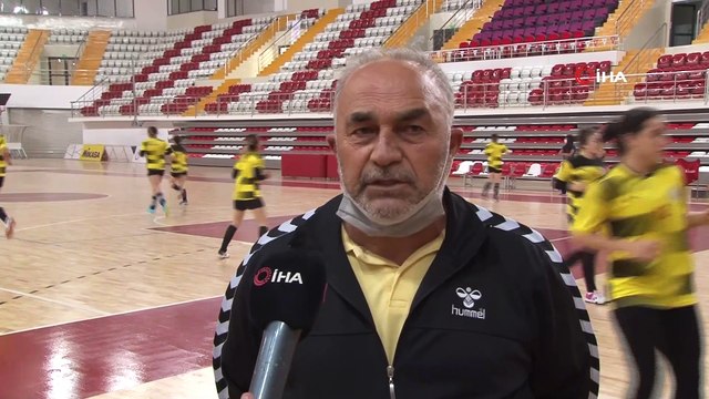 Sivas Belediyespor, Süper Lig'de şehri en iyi şekilde temsil etmek istiyor- Sivas Belediyespor kadın hentbol takımı antrenörü Doğan Ardahanlı:- 'Takımın iyi şeyler yapacağına inanıyorum'