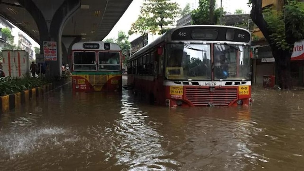 Covid-19 hospital in Mumbai flooded after incessant rainfall