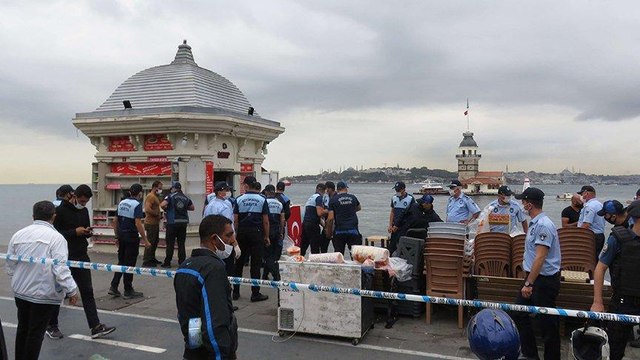 Üsküdar sahilindeki 2 büfeye yıkım kararı