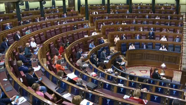 García Egea afea a Iglesias su apoyo a las manifestaciones contra Ayuso: Por la mañana a las barricadas y luego a las mariscadas