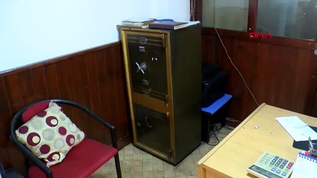 Kalıp atölyesinde hırsızlık... Kasadaki 350 bin lira ziynet ve paraları çaldılar | Video