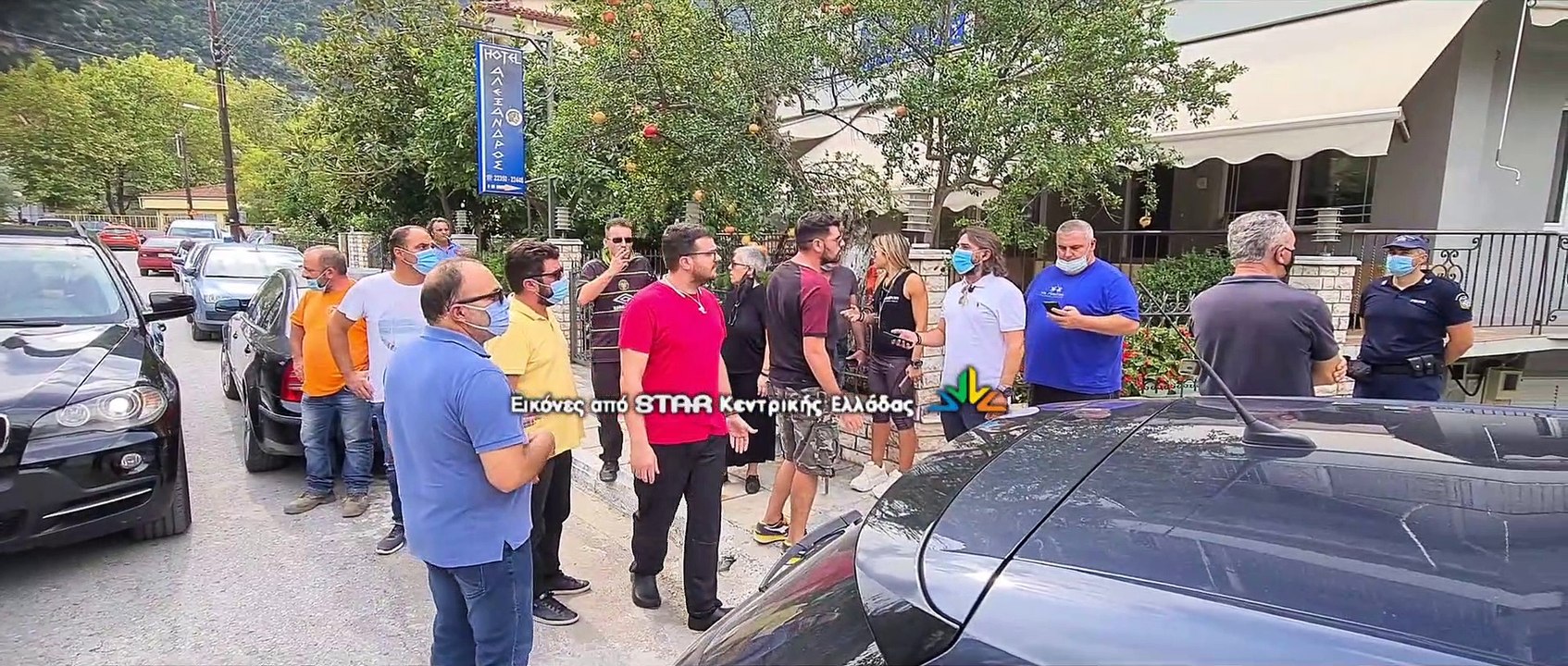 Ασυνόδευτα προσφυγόπουλα στα Καμένα Βούρλα