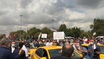 İBB önünde ‘sosyal mesafesiz’ protesto