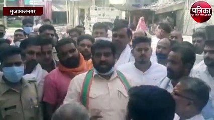 बदमाशों के खौफ से लोग पलायन को मजबूर