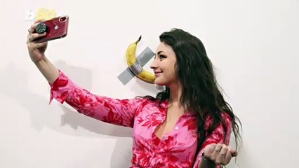 The Guggenheim to Display This Bizarre Banana Art