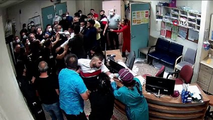 Ankara'da sağlık çalışanlarına saldırı girişiminin fotoğraf kareleri ortaya çıktı