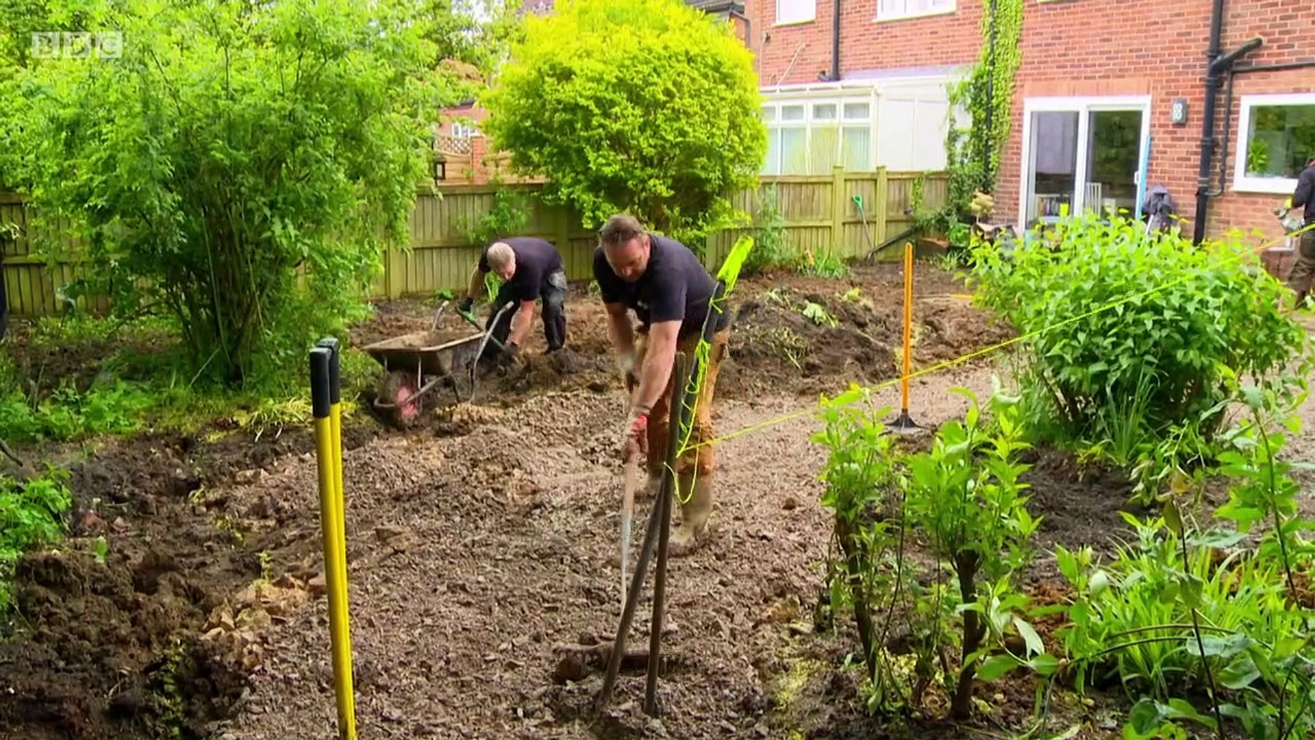 Alan Titchmarsh How to Garden How to Garden, 32 Allotment Gardening