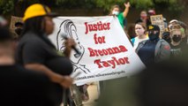 US: Police officer indicted over Breonna Taylor killing