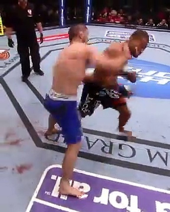 Khabib most takedowns in a single fight