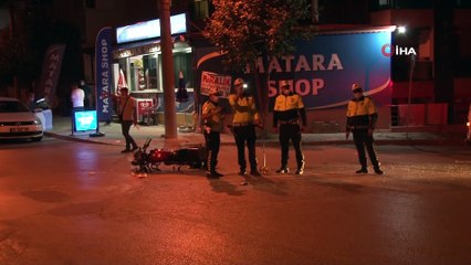 Kask takmayan motosiklet sürücüsü ölümden döndü