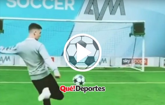 ¡Tiene más puntería que Ronaldo y Messi juntos!