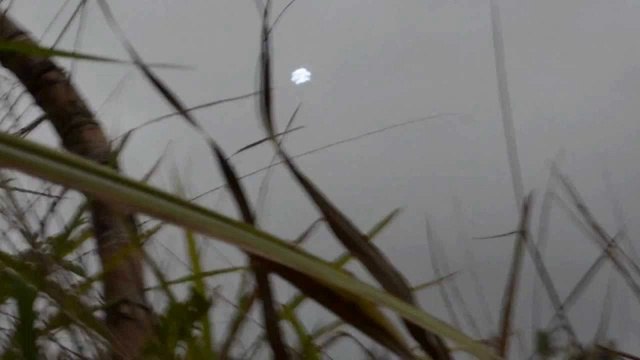 China UFO Sightings Best Daytime Sighting! April 3 2012
