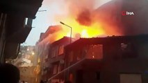 Bursa’da eski bina alev alev yandı