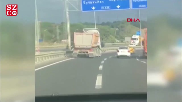 120 kilometre hızla gidip makas atan hafriyat kamyonu kamerada