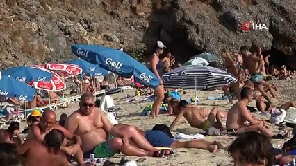 Alanya’da sahiller tıklım tıklım