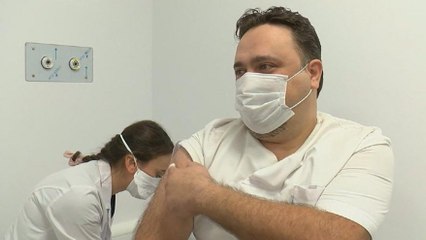 Kocaeli Üniversitesi’nde gönüllü aşılamaları başladı