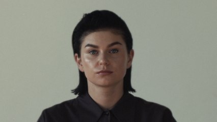 Roxeanne Hazes - Vreemde Voor Mij