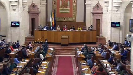 Juanma Moreno a Susana Díaz: "Intenta galopar en una pandemia para ganar un puñado de votos"