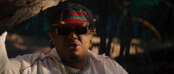 Naza (ft. Niska) - Joli bébé (Clip Officiel)