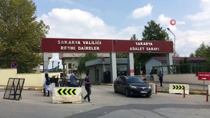 FETÖ firarisi Adil Öksüz'ün yakınının davası ertelendi