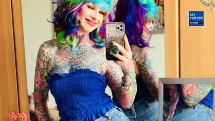 A 66 ans, elle dépense 30 000 euros pour se faire recouvrir de tatouages