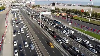 İstanbul’da deprem ve mesai bitimi trafiği olumsuz etkiledi