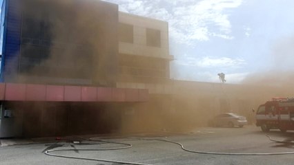 천안 전자회로 기판 공장 화재로 500㎡ 소실 / YTN