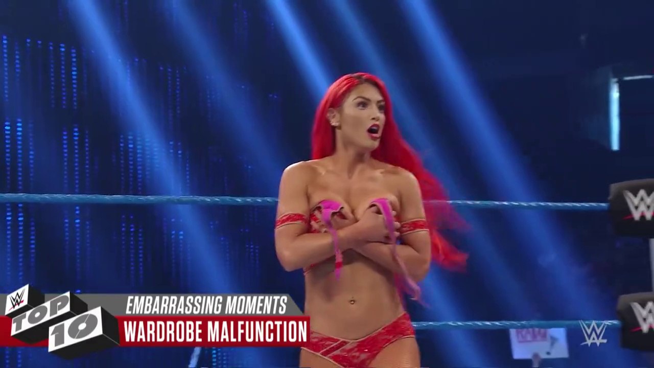 Embarrassing Superstar moments- WWE Top 10