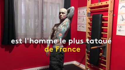 Education : l'homme le plus tatoué de France est professeur des écoles
