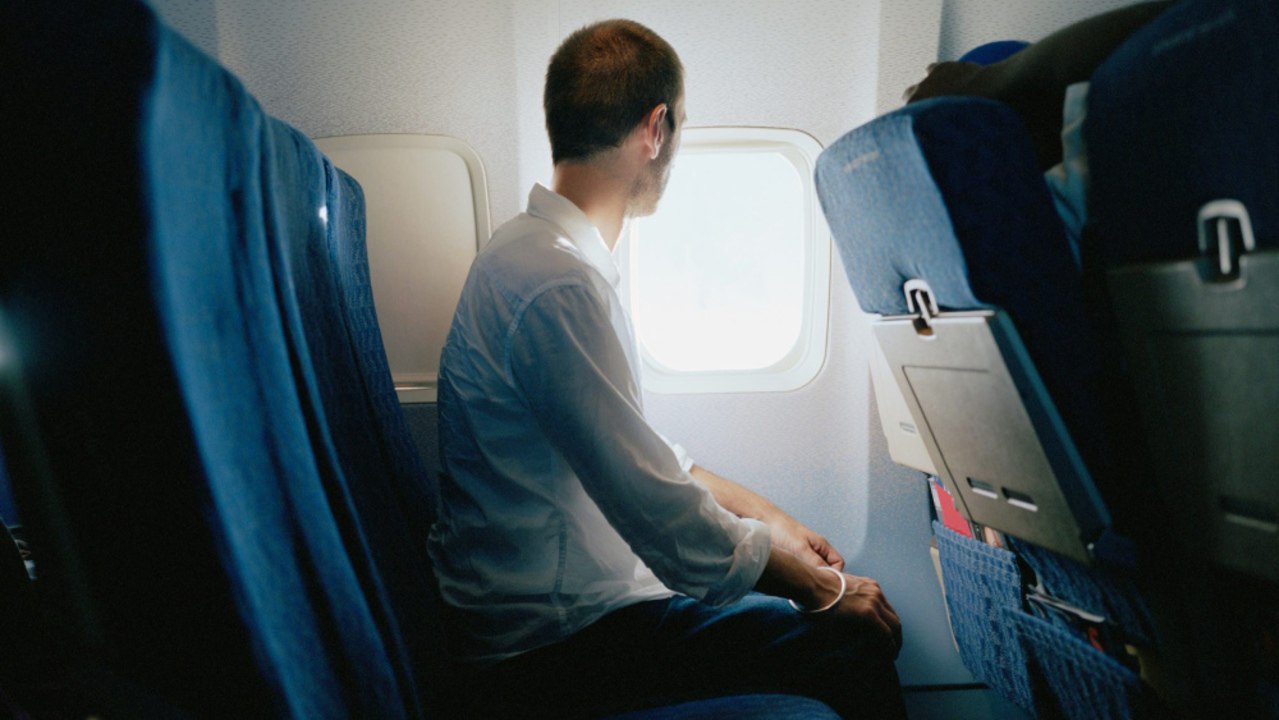 How to Get Over Your Fear of Flying in 9 Simple Steps