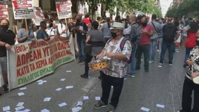 Huelgas de médicos y protestas estudiantiles por la gestión de la pandemia en Grecia