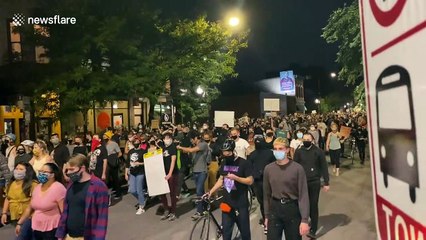 Dozens march in Chicago over Breonna Taylor decision