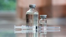 Bilim Kurulu Üyesi Kayıpmaz uyardı: Zatürre ve grip aşısı sizi Covid-19’un yaptığı zatürreden korumaz
