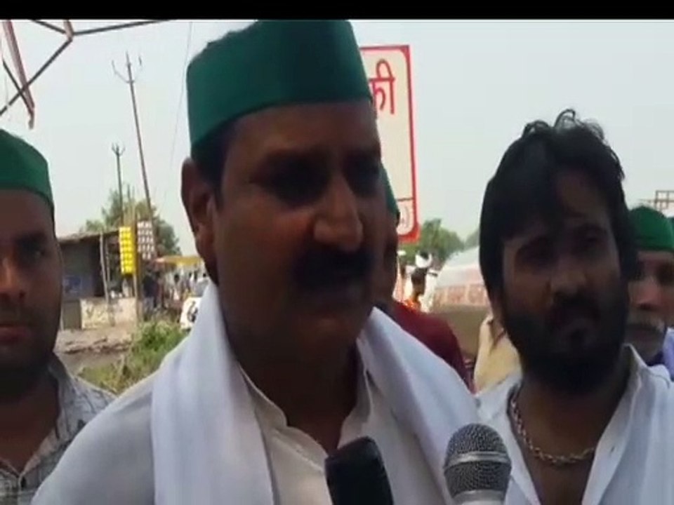 बुढ़ाना में कृषि बिल के विरुद्ध मेरठ करनाल हाईवे पर किसानों का चक्का जाम
