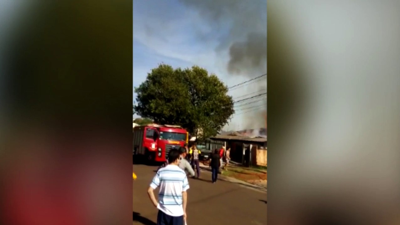 Corpo de Bombeiros é acionado para atender ocorrência de incêndio em edificação