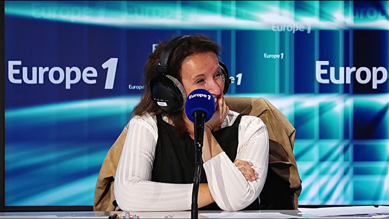 EXTRAIT - Quand Hapsatou Sy explique l'importance de ses parents dans sa vie