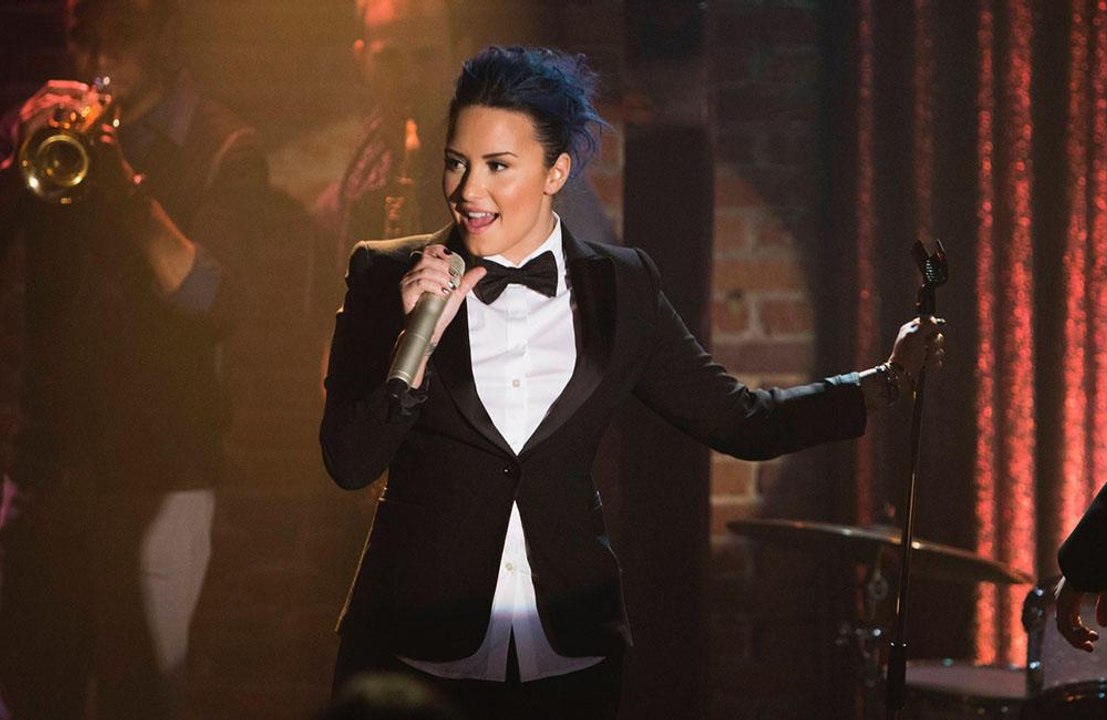 デミ・ロヴァートが婚約解消！？