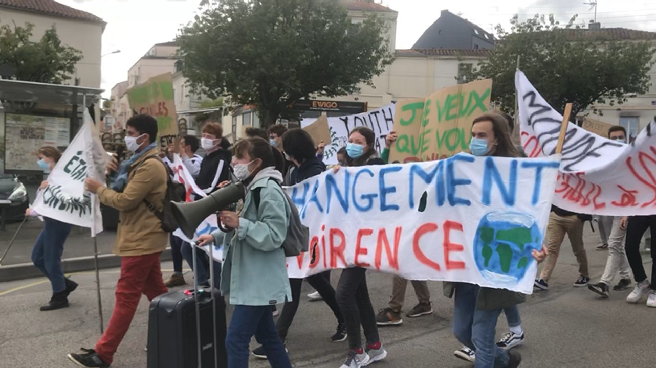 Manifestation du collectif Youth for Climate La Roche sur Yon