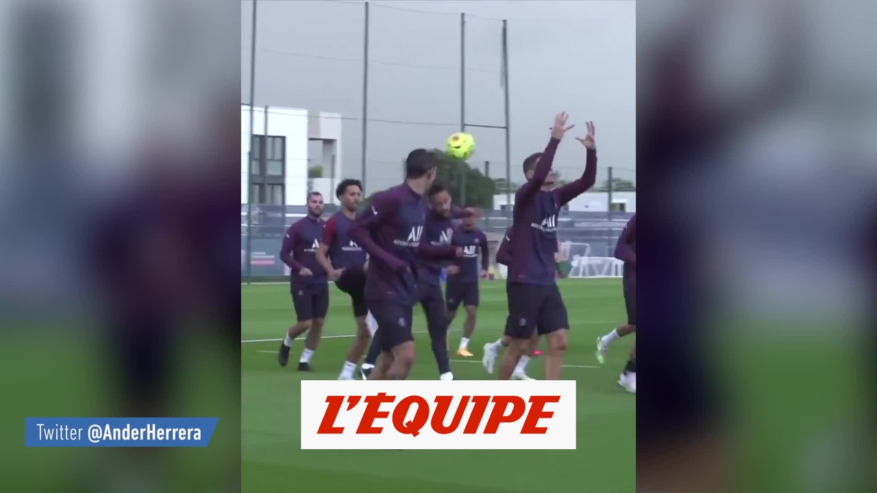 Herrera provoque l'hilarité de ses partenaires - Foot - WTF - PSG