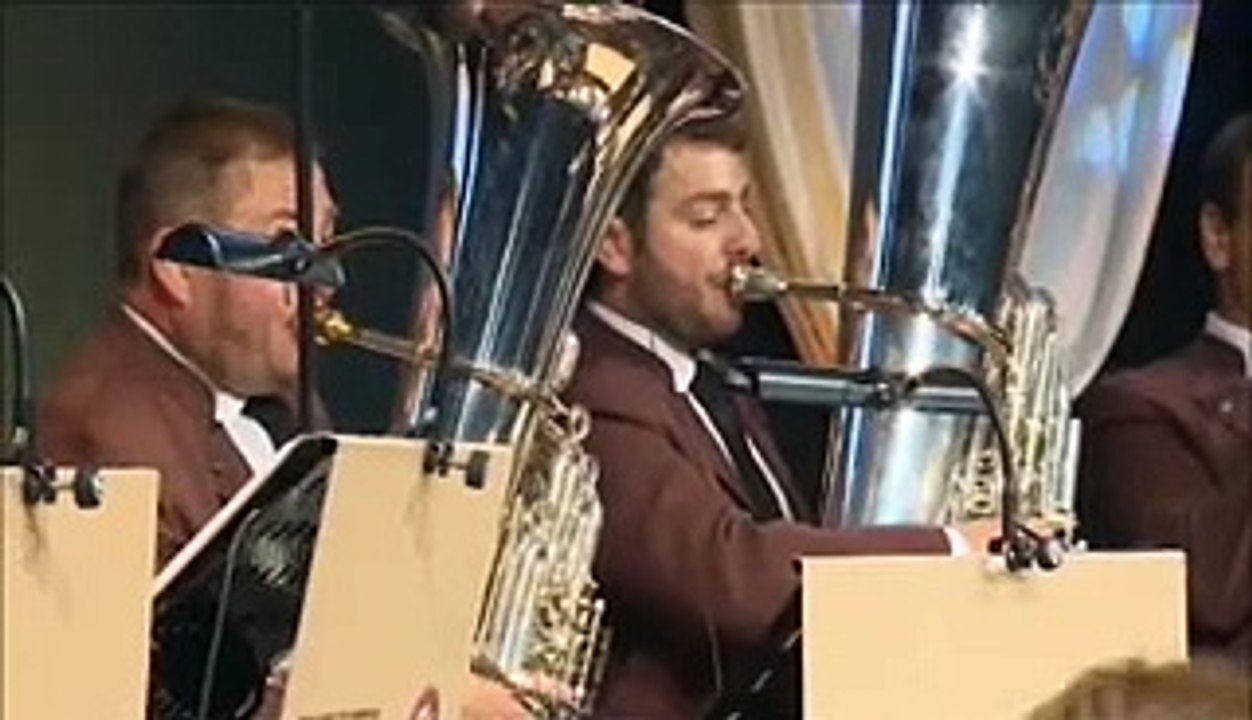 Ernst Hutter & Die Egerländer Musikanten Kannst du Knödel Kochen (13)-bqwdC0uxBOU_x264