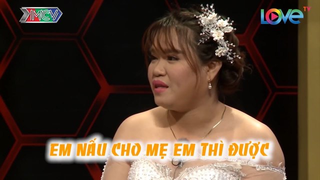 Mẹ chồng LẤY LÒNG con dâu nên NHẮM MẮT NHẮM MŨI khen đồ con nấu là NGON - MCND