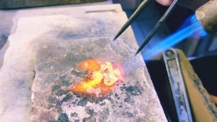 Making new design Ladies ring with 22k Gold | Savage Tube
