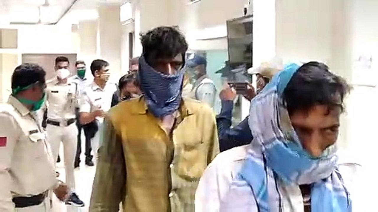 डकैती की योजना बनाते हुए आधा दर्जन आरोपी पुलिस...