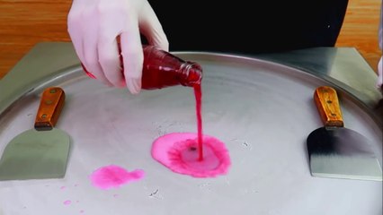 Mirinda ice cream rolls street food - ايسكريم رول على الصاج ميرندا