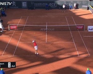 Hambourg - Humbert tombe face à Ruud